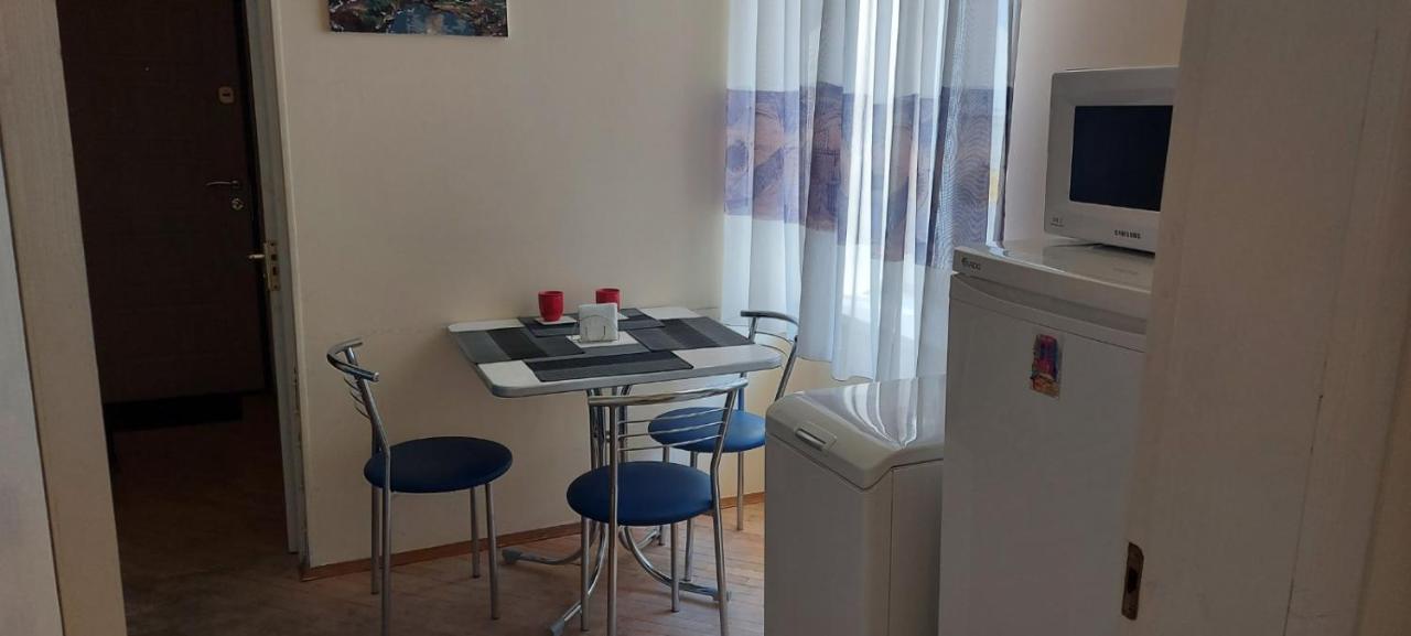 White Rooms On City Center Lviv Extérieur photo